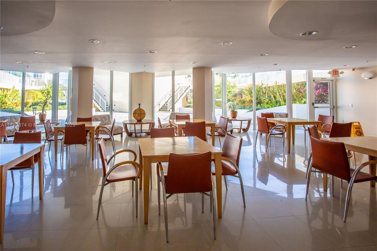 3370 Hidden Bay Dr, Unit 3109, Aventura, FL 33180 Photo