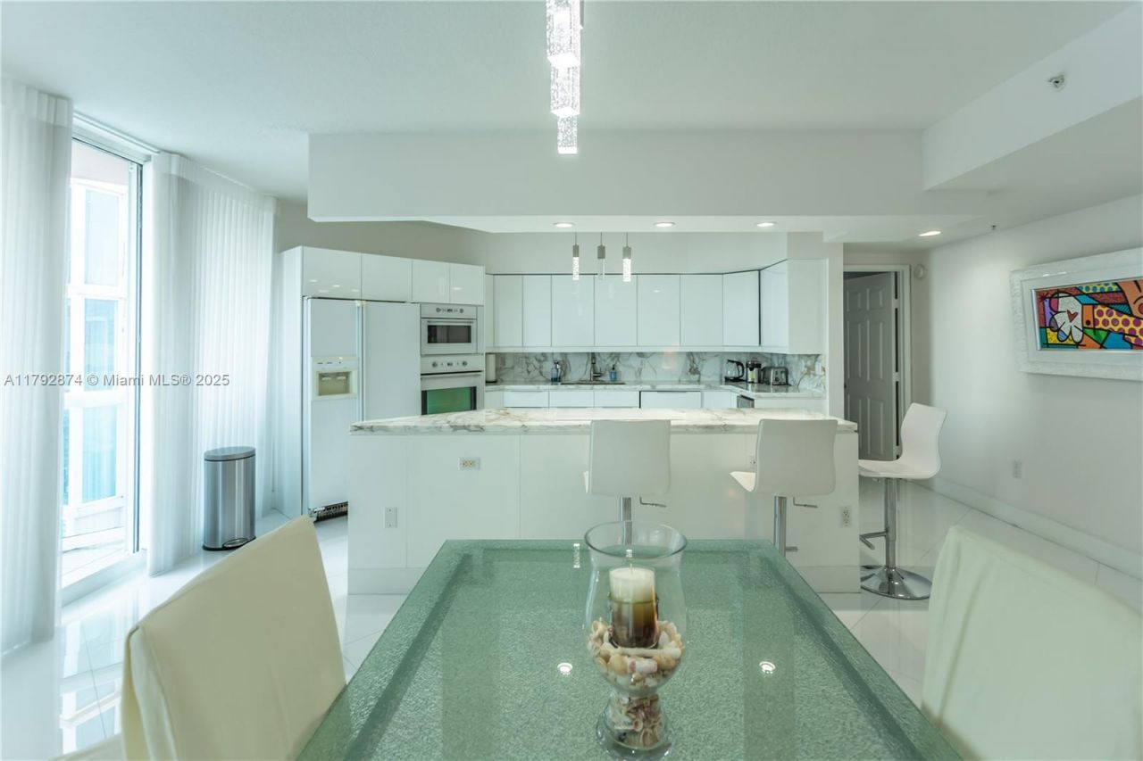 3370 Hidden Bay Dr, Unit 3109, Aventura, FL 33180 Photo