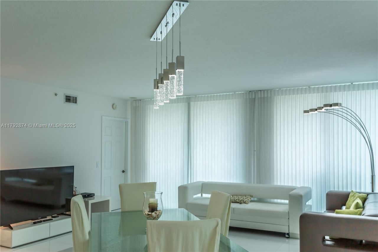 3370 Hidden Bay Dr, Unit 3109, Aventura, FL 33180 Photo