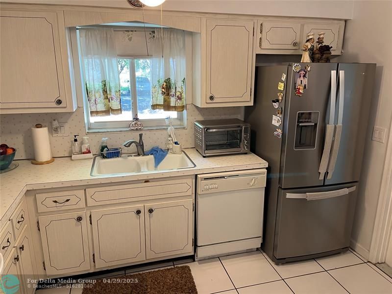 412 S Luna Ct, Unit 2, Hollywood, FL 33021 Photo