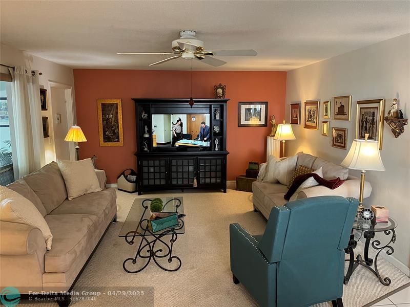 412 S Luna Ct, Unit 2, Hollywood, FL 33021 Photo