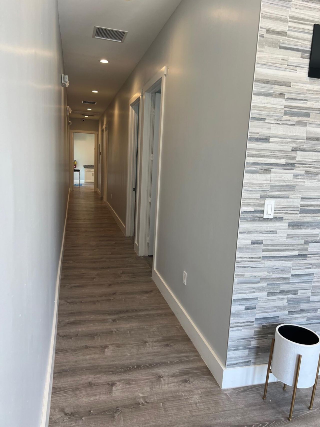 127 E Boynton Beach Boulevard, Boynton Beach, FL 33435 Photo