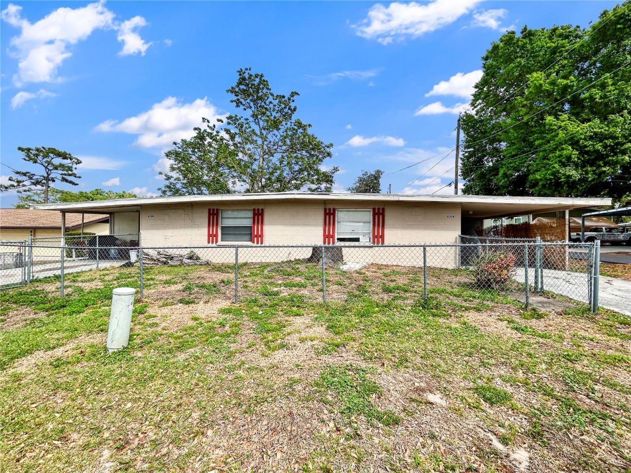 6308 20th Street, Zephyrhills, FL 33542 Main Photo