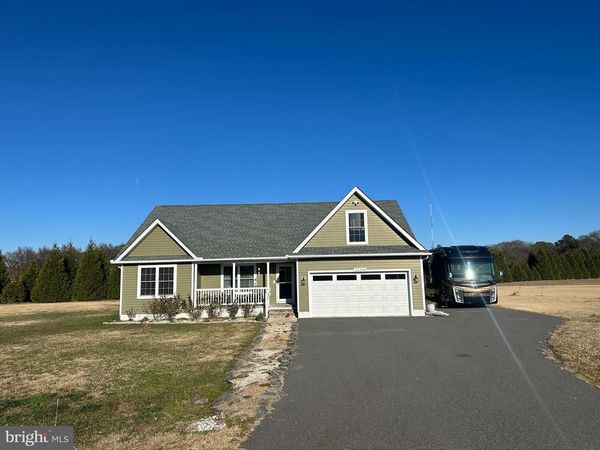 24266 FOX RUN, SEAFORD, DE 19973