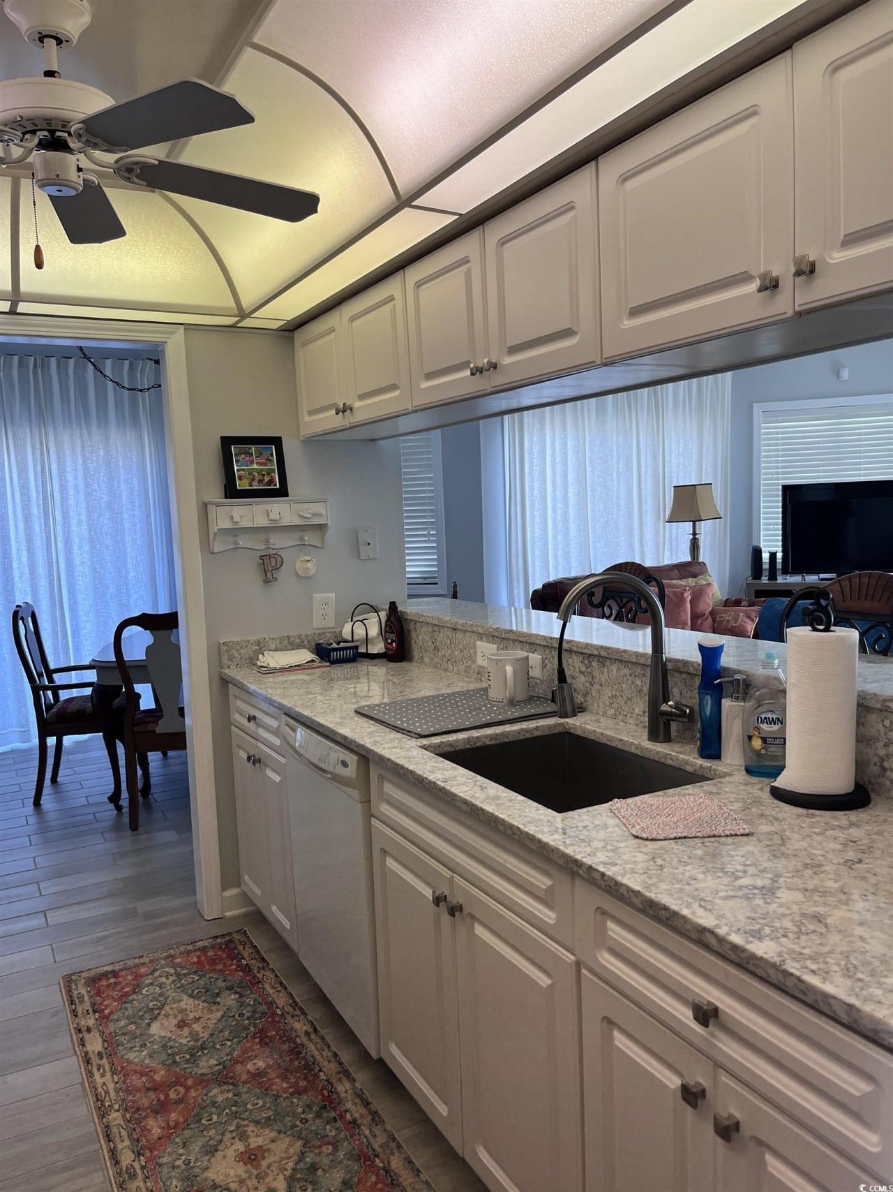 4425 Eastport Blvd. Photo 9