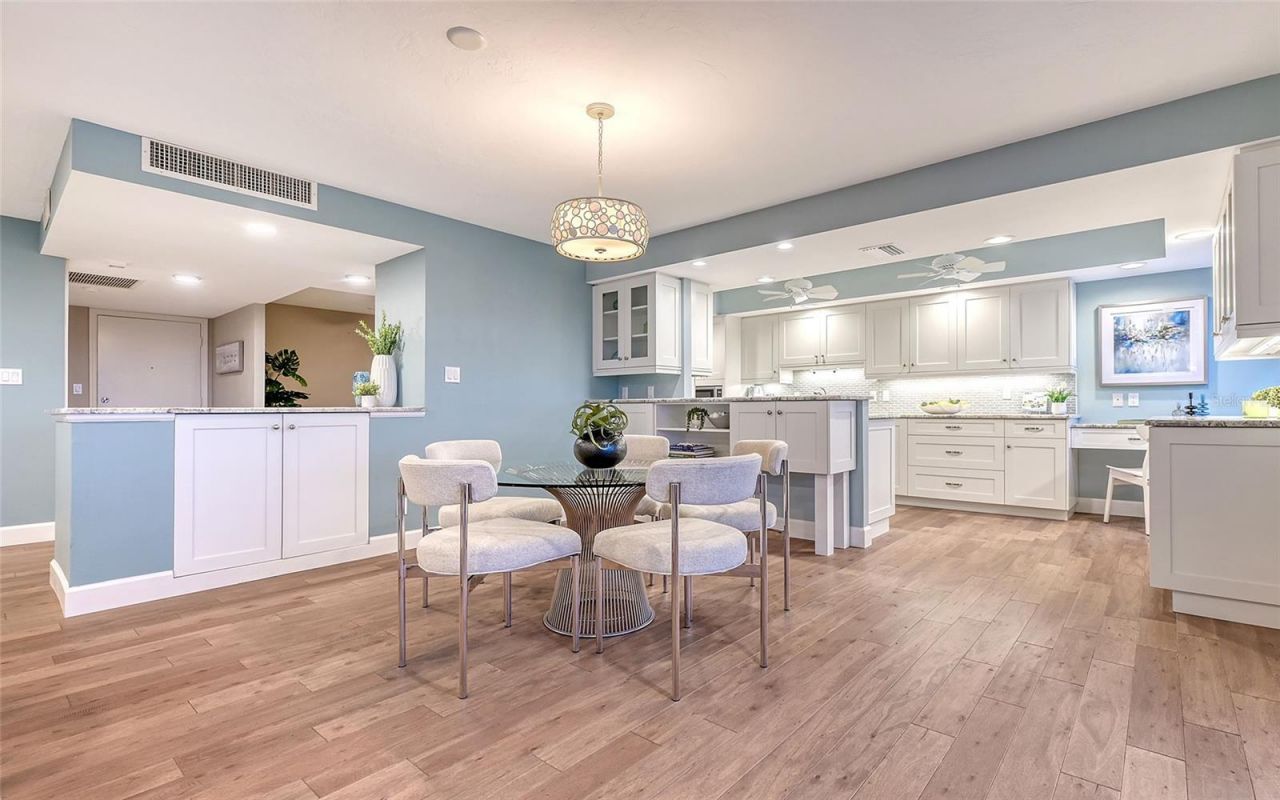 1750 Benjamin Franklin Drive, Unit 6F, Sarasota, FL 34236 Photo