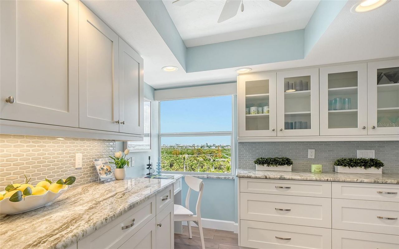 1750 Benjamin Franklin Drive, Unit 6F, Sarasota, FL 34236 Photo