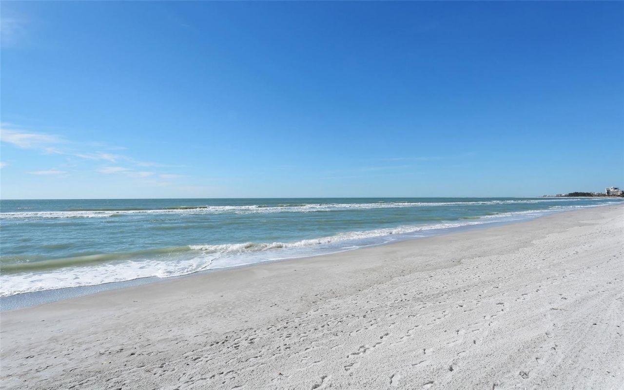 1750 Benjamin Franklin Drive, Unit 6F, Sarasota, FL 34236 Photo