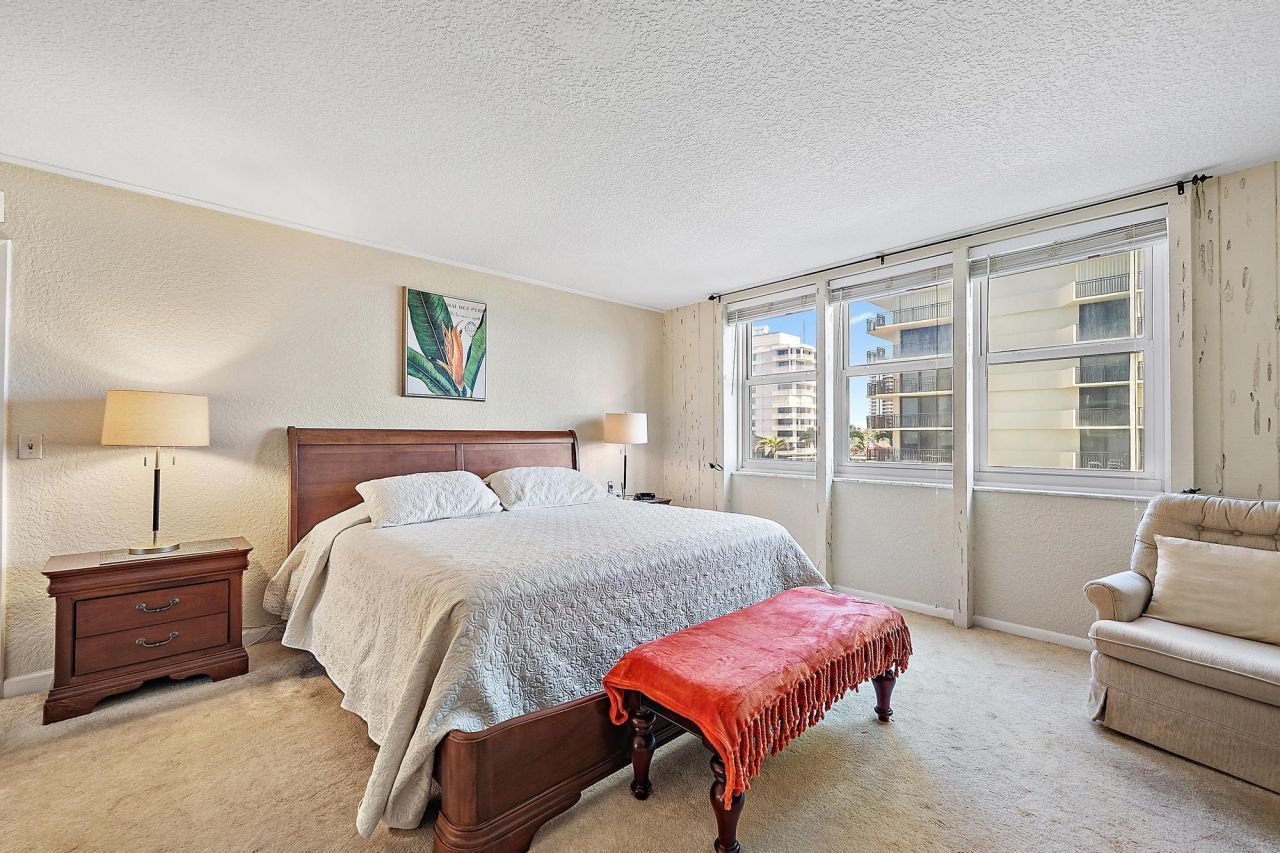 5440 N Ocean Drive, Unit 202, Singer Island, FL 33404 Photo