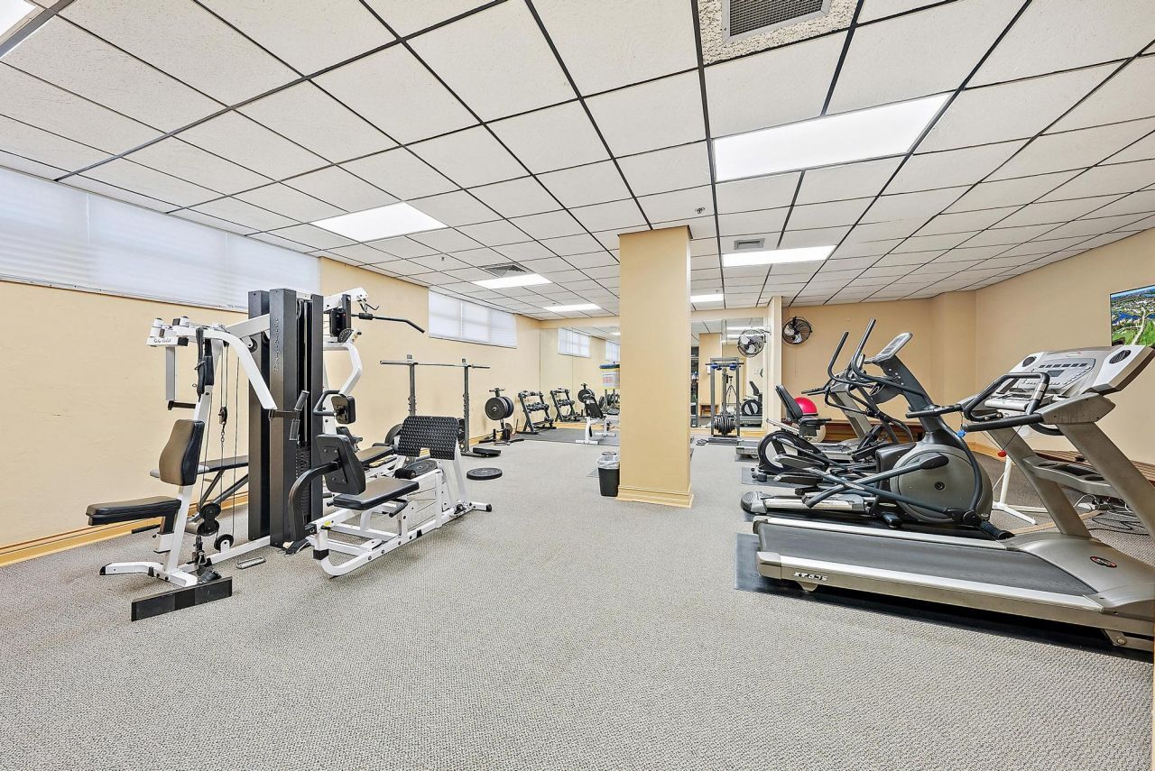 5440 N Ocean Drive, Unit 202, Singer Island, FL 33404 Photo