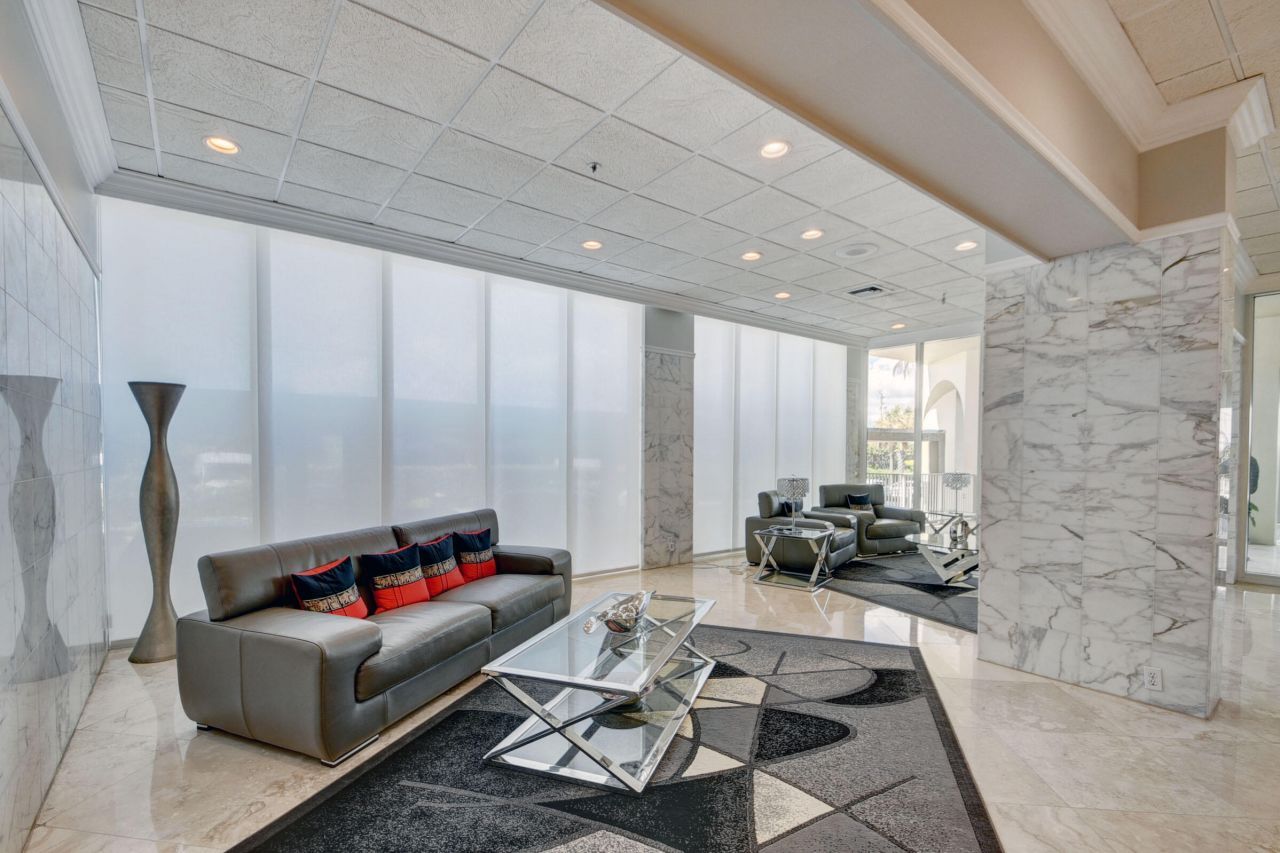 5440 N Ocean Drive, Unit 202, Singer Island, FL 33404 Photo