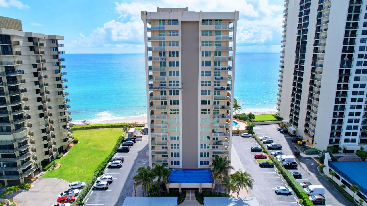 5440 N Ocean Drive, Unit 202, Singer Island, FL 33404 Photo