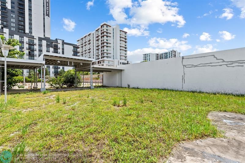 804-810 NE 4th Avenue, Unit 804, 805 &, Fort Lauderdale, FL 33304 Photo