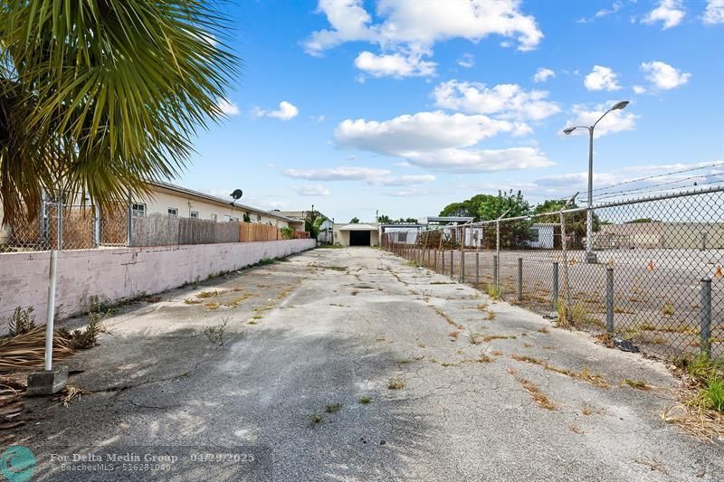 804-810 NE 4th Avenue, Unit 804, 805 &, Fort Lauderdale, FL 33304 Photo