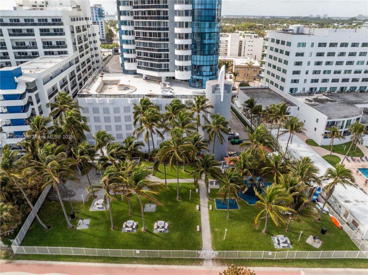 6301 Collins Ave, Unit 1708, Miami Beach, FL 33141 Photo