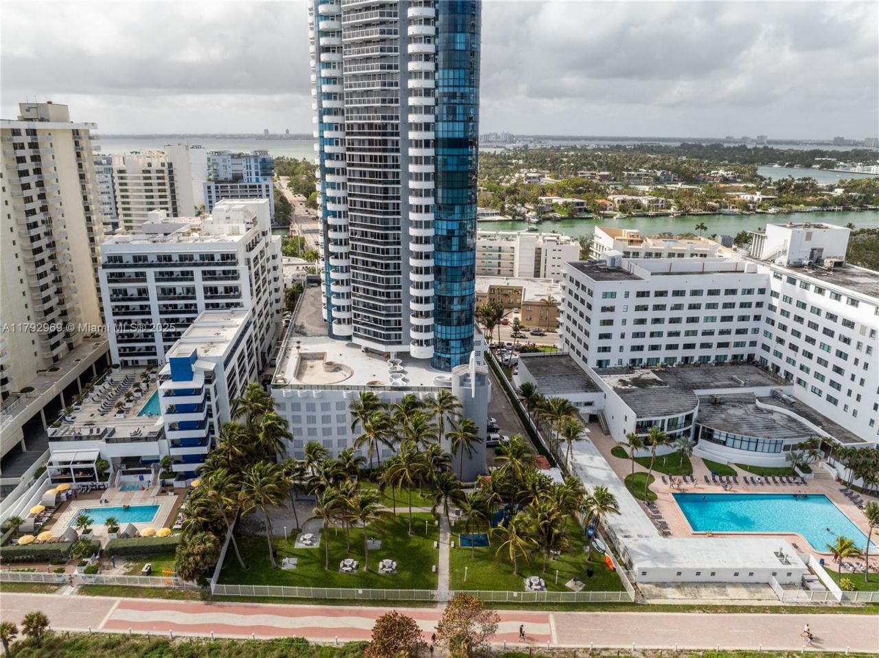 6301 Collins Ave, Unit 1708, Miami Beach, FL 33141 Photo