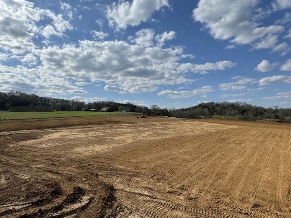 629 Forest Retreat Rd, Hendersonville, TN 37075