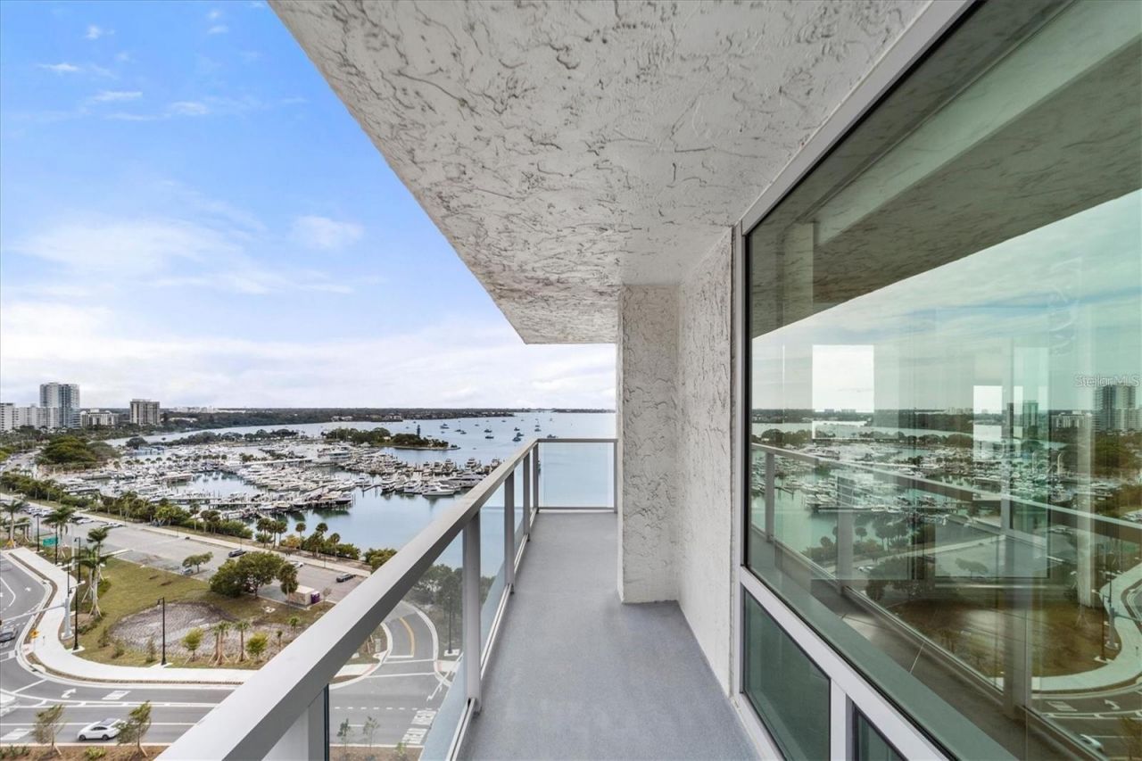 1111 N Gulfstream Avenue, Unit 16C, Sarasota, FL 34236 Photo