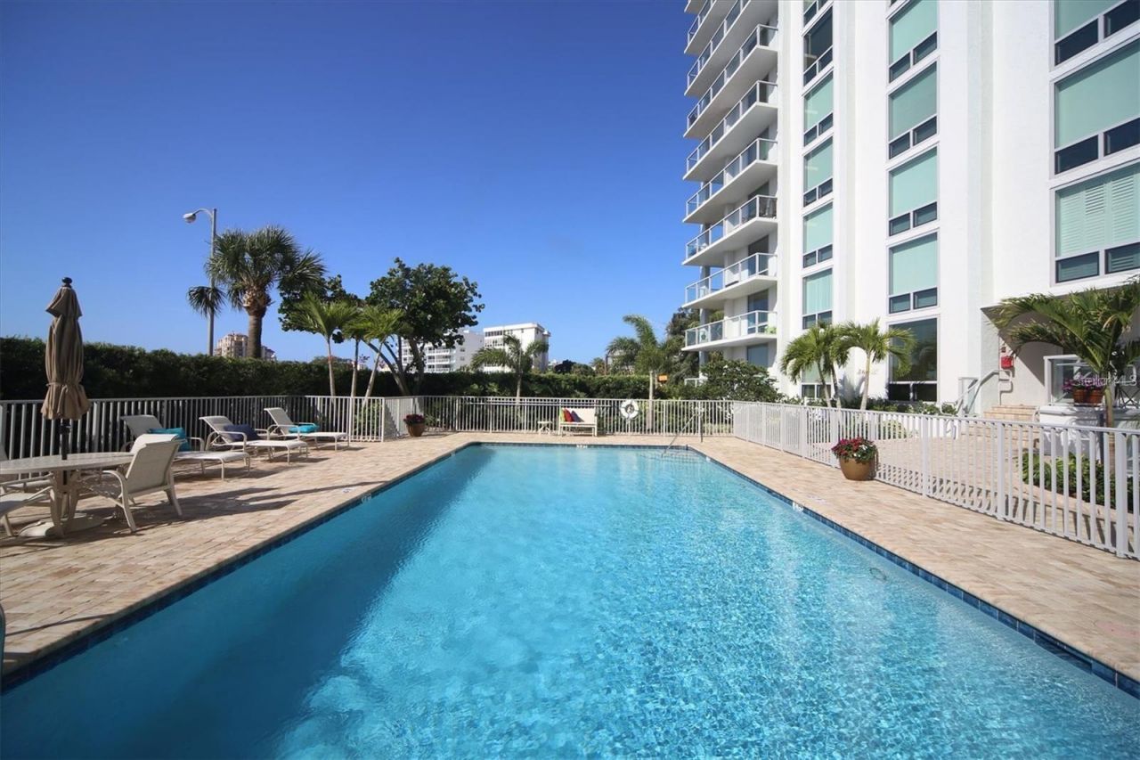 1111 N Gulfstream Avenue, Unit 16C, Sarasota, FL 34236 Photo