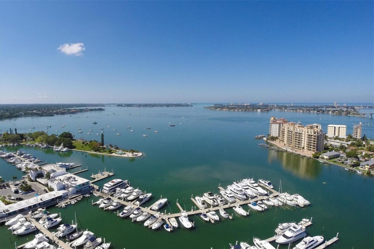 1111 N Gulfstream Avenue, Unit 16C, Sarasota, FL 34236 Photo