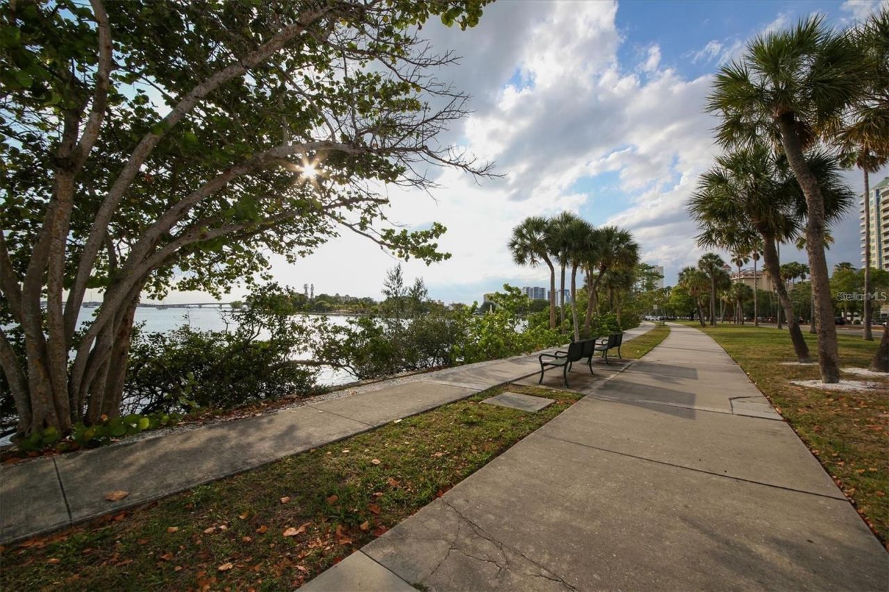 1111 N Gulfstream Avenue, Unit 16C, Sarasota, FL 34236 Photo