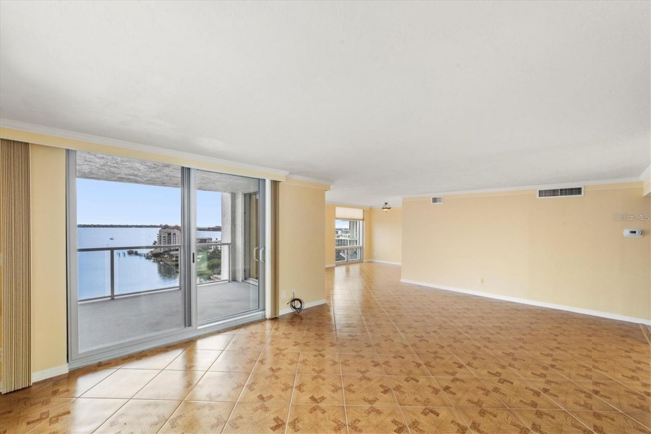 1111 N Gulfstream Avenue, Unit 16C, Sarasota, FL 34236 Photo
