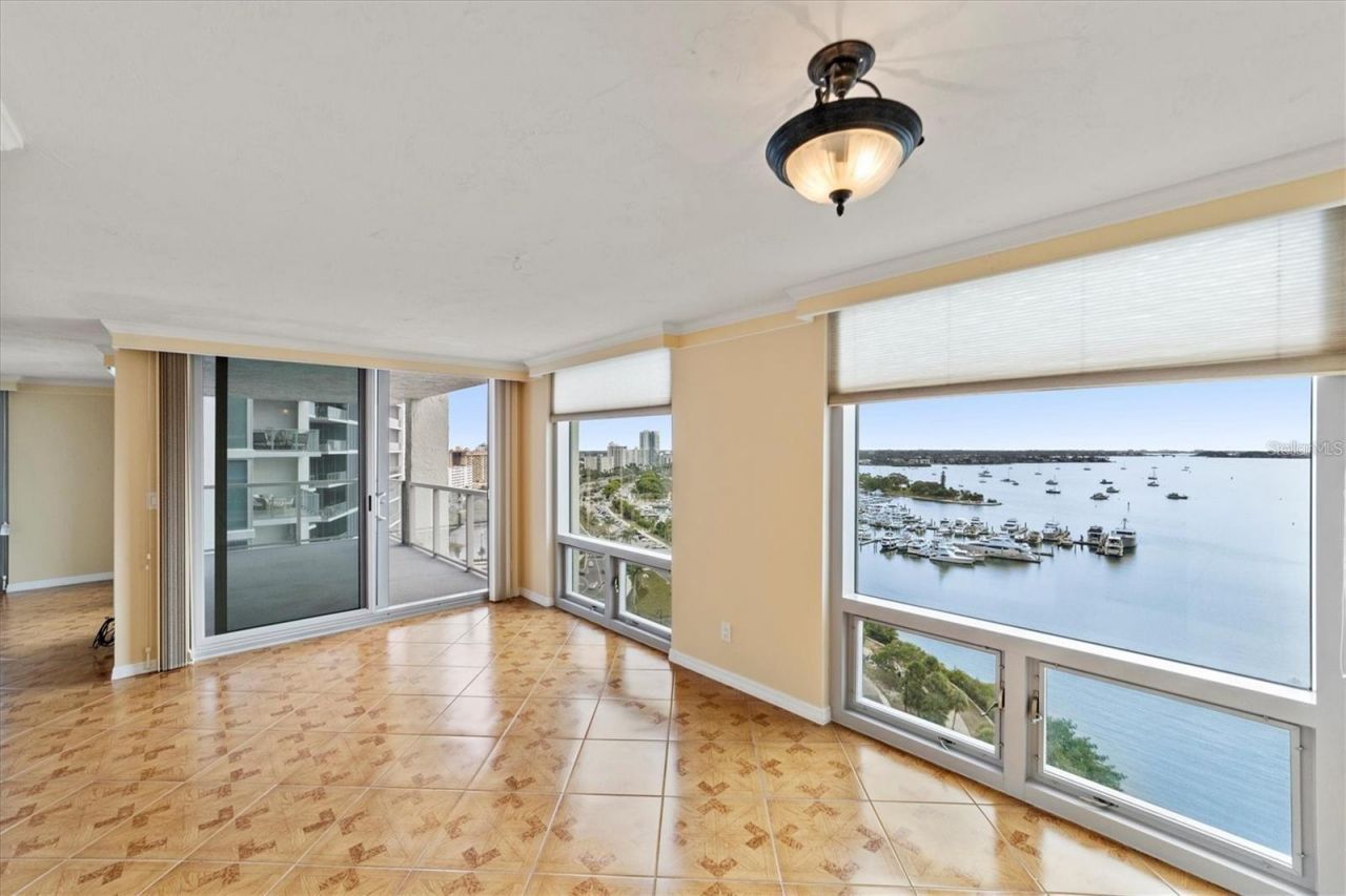 1111 N Gulfstream Avenue, Unit 16C, Sarasota, FL 34236 Photo