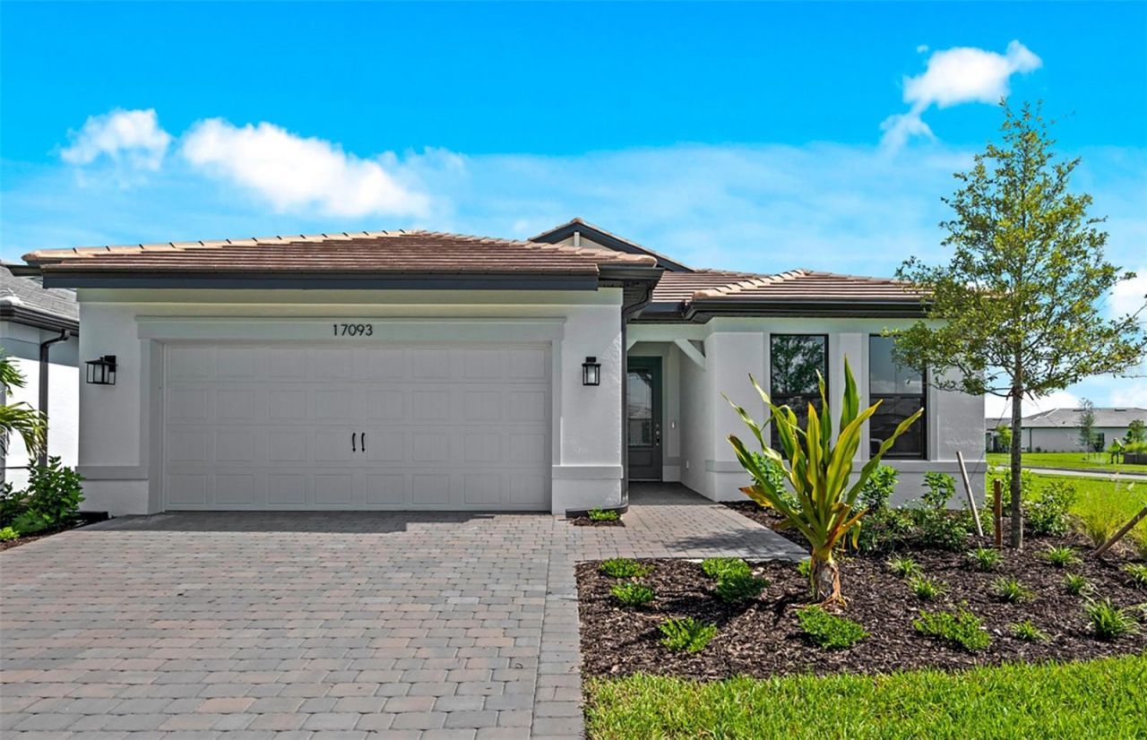 17093 Moonflower Drive, Venice, FL 34293 Main Photo