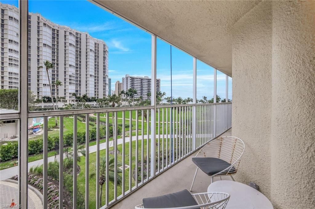 4041 Gulf Shore Blvd N, Unit 204, Naples, FL 34103 Photo