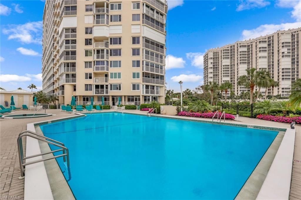 4041 Gulf Shore Blvd N, Unit 204, Naples, FL 34103 Photo