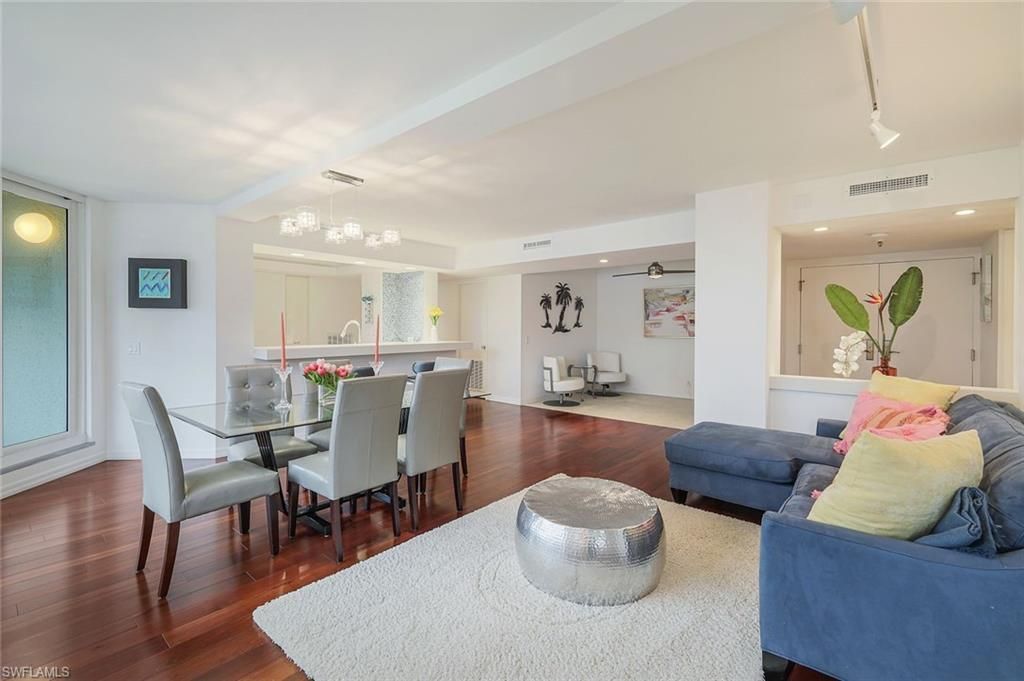 4041 Gulf Shore Blvd N, Unit 204, Naples, FL 34103 Photo