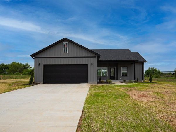 130 Madeline Court, Russellville, KY 42276