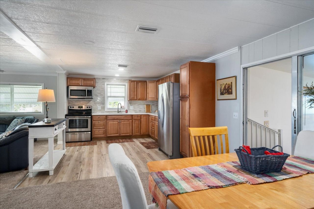 261 NE Cameo Way, Jensen Beach, FL 34957 Photo