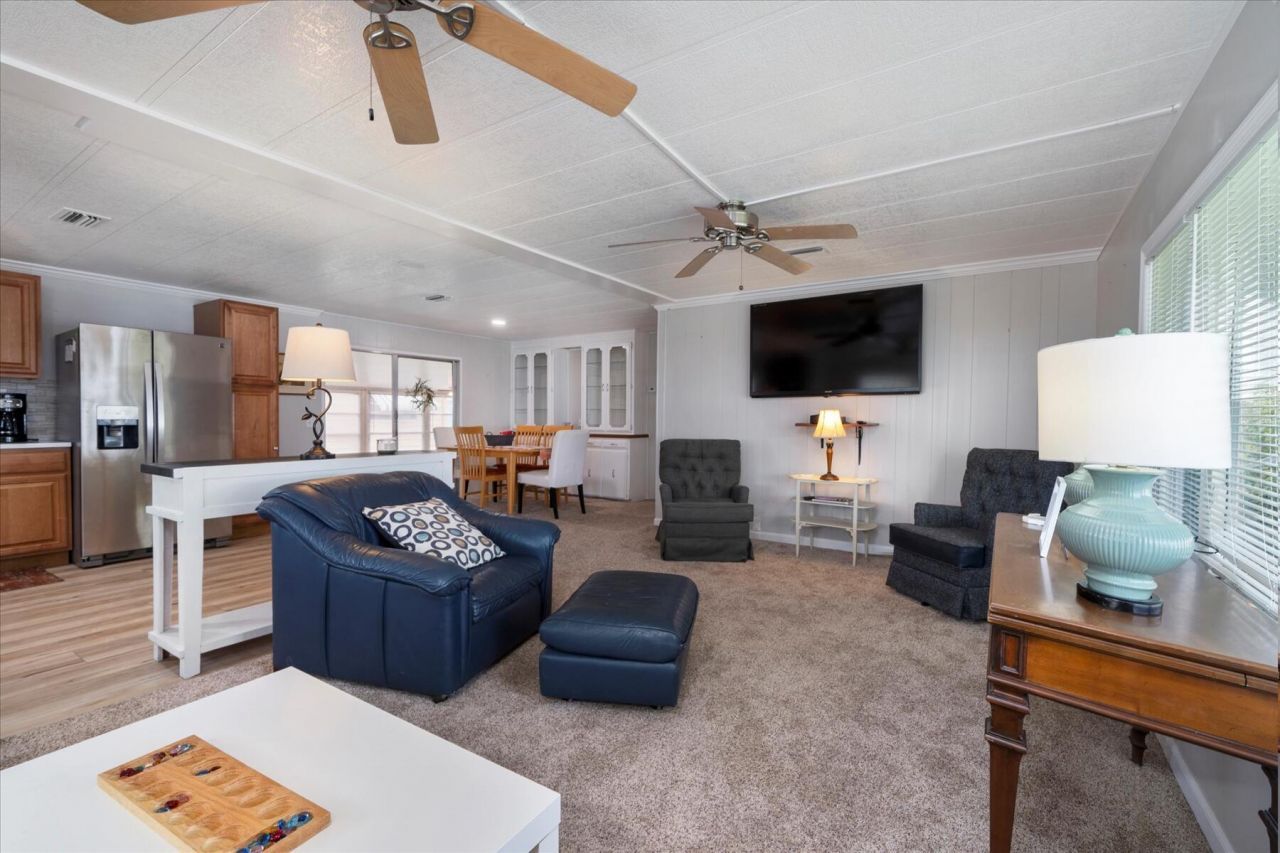 261 NE Cameo Way, Jensen Beach, FL 34957 Photo