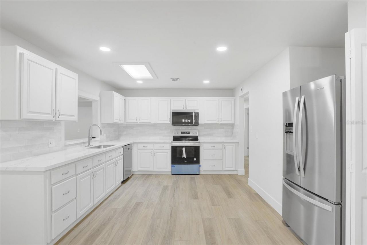 4624 NW 16th Place, Gainesville, FL 32605 Photo