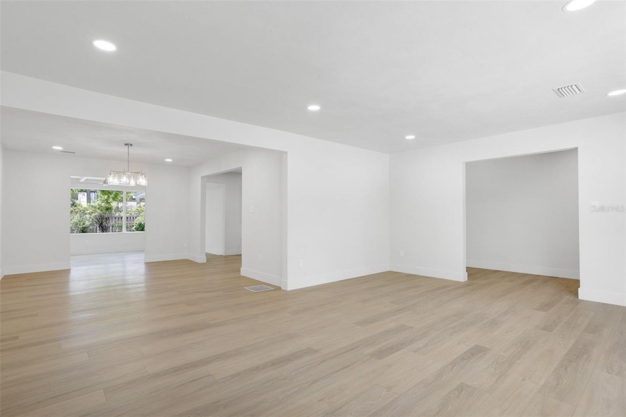 4624 NW 16th Place, Gainesville, FL 32605 Photo