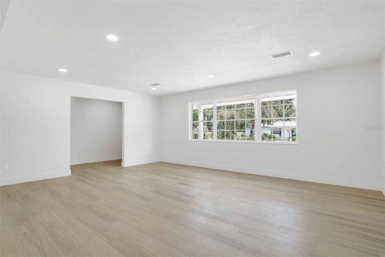 4624 NW 16th Place, Gainesville, FL 32605 Photo