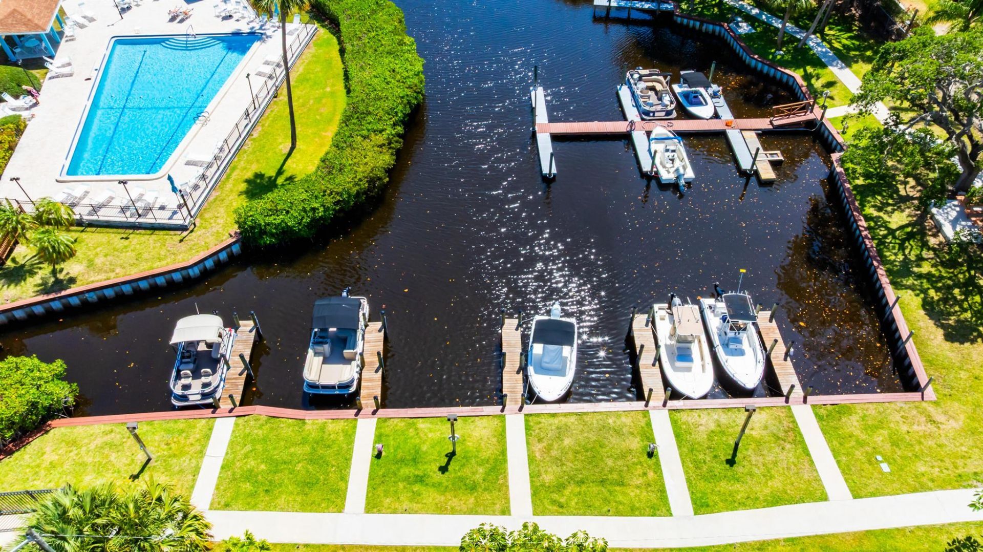 1501 NE 13th Terrace, Unit H-9, Jensen Beach, FL 34957 Photo