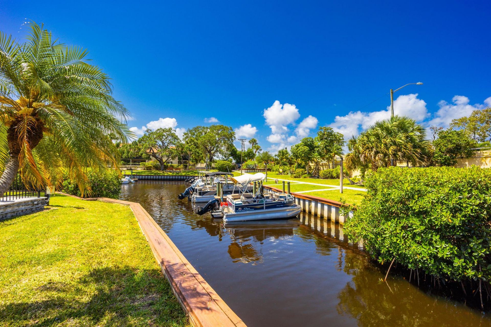 1501 NE 13th Terrace, Unit H-9, Jensen Beach, FL 34957 Photo