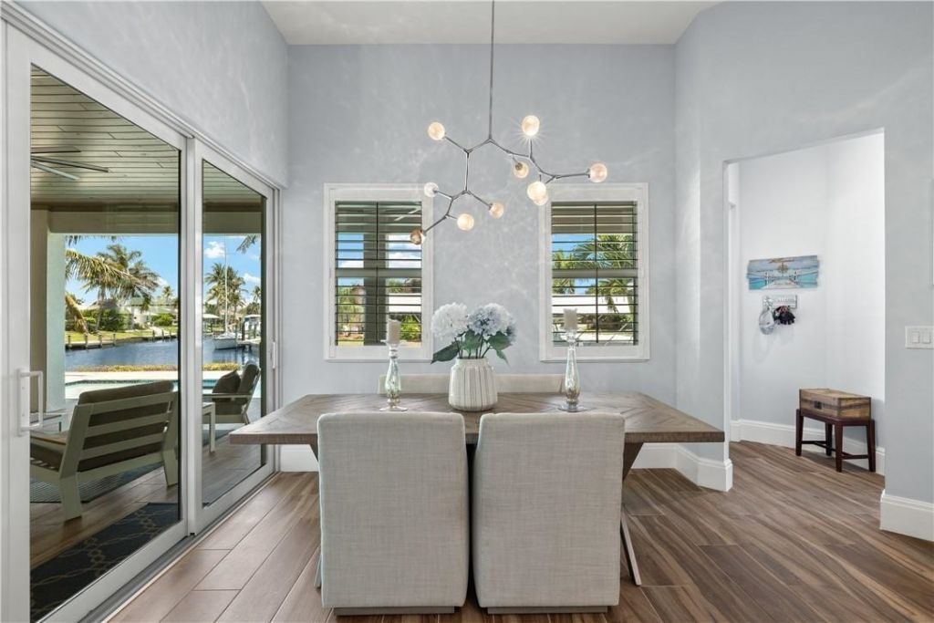 6617 Joanna Cir, Fort Myers, FL 33919 Photo