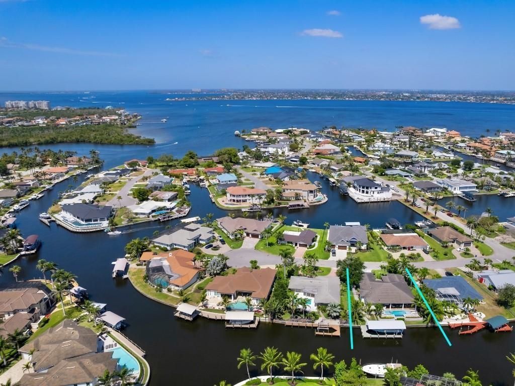 6617 Joanna Cir, Fort Myers, FL 33919 Photo