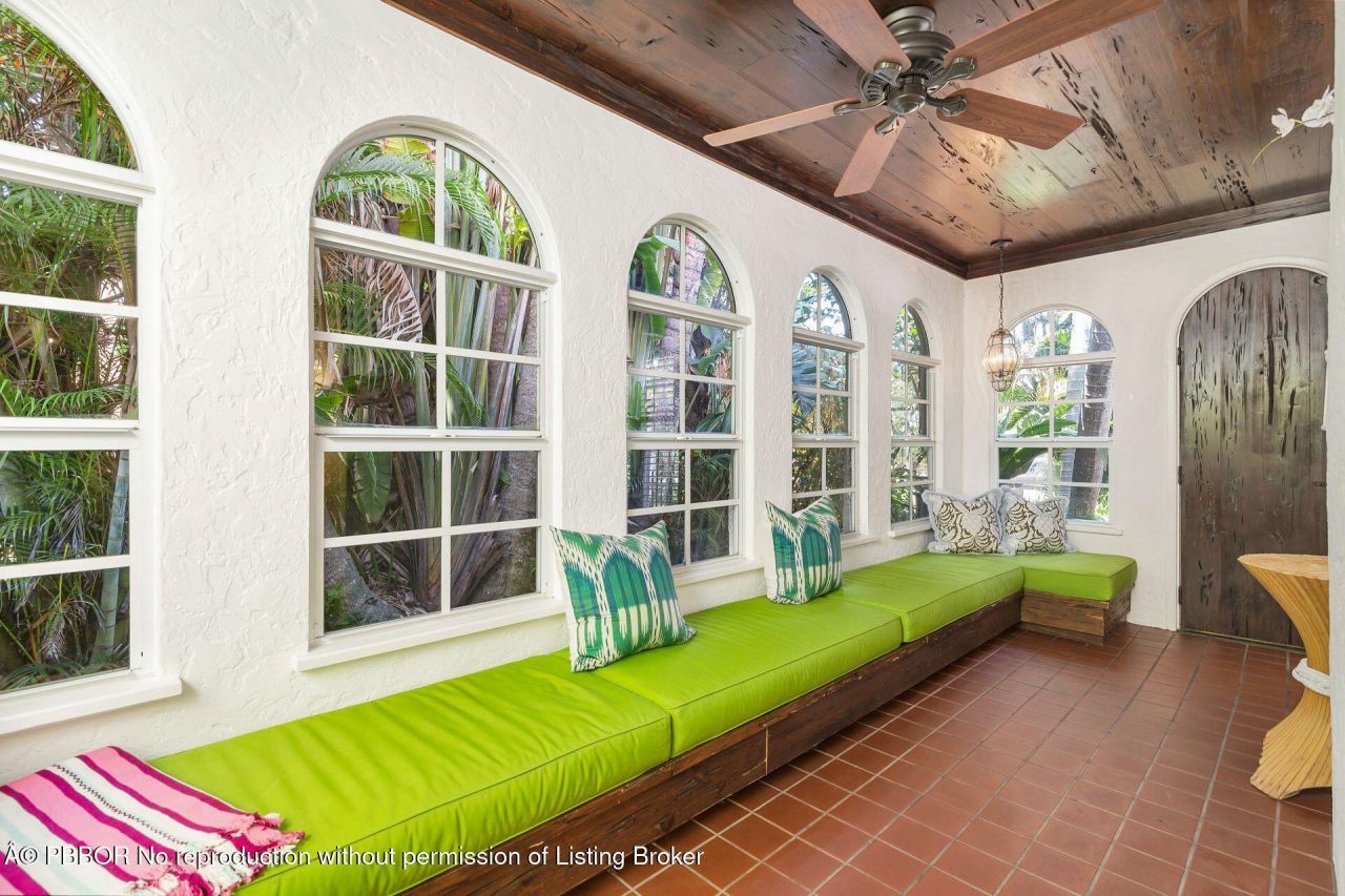 138 Greymon Drive, West Palm Beach, FL 33405 Photo