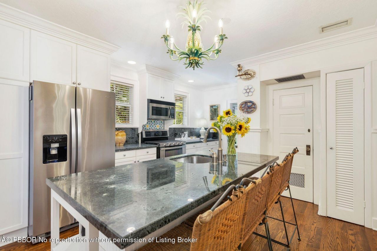 138 Greymon Drive, West Palm Beach, FL 33405 Photo