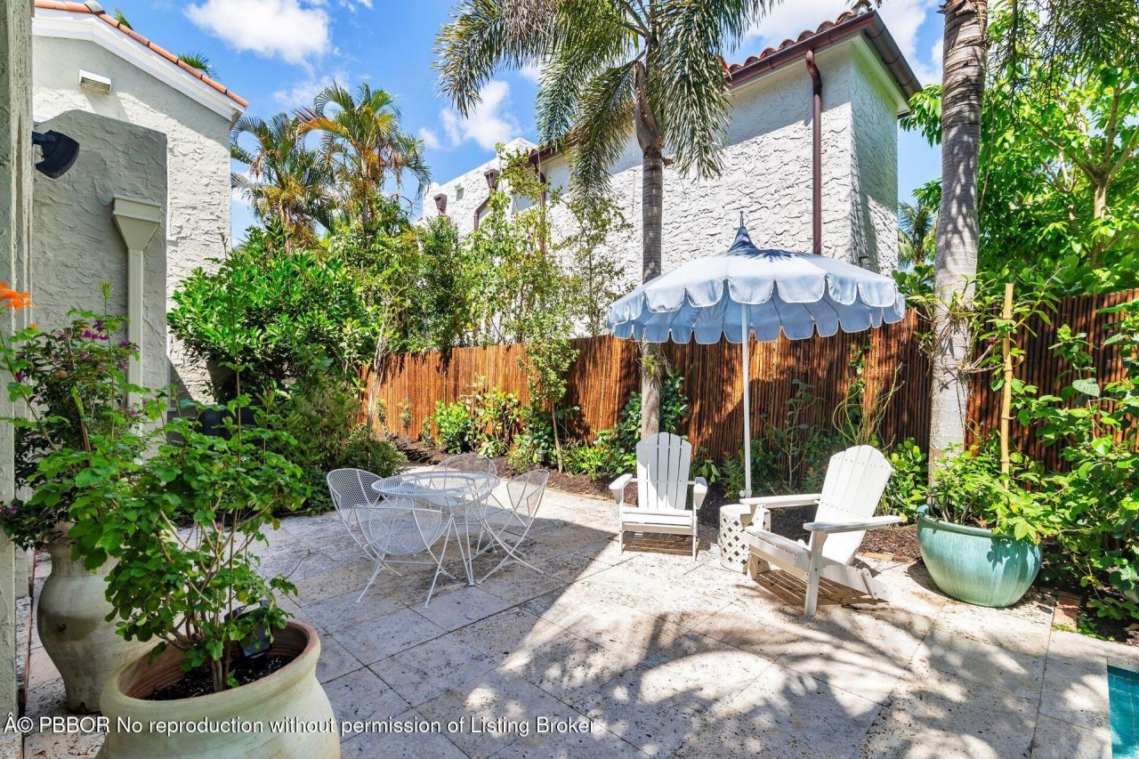 138 Greymon Drive, West Palm Beach, FL 33405 Photo