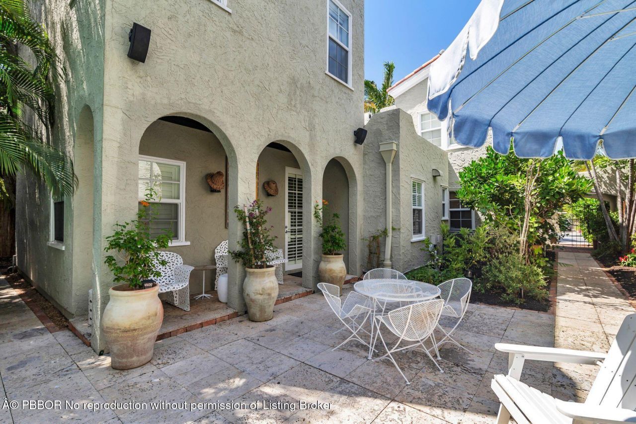 138 Greymon Drive, West Palm Beach, FL 33405 Photo