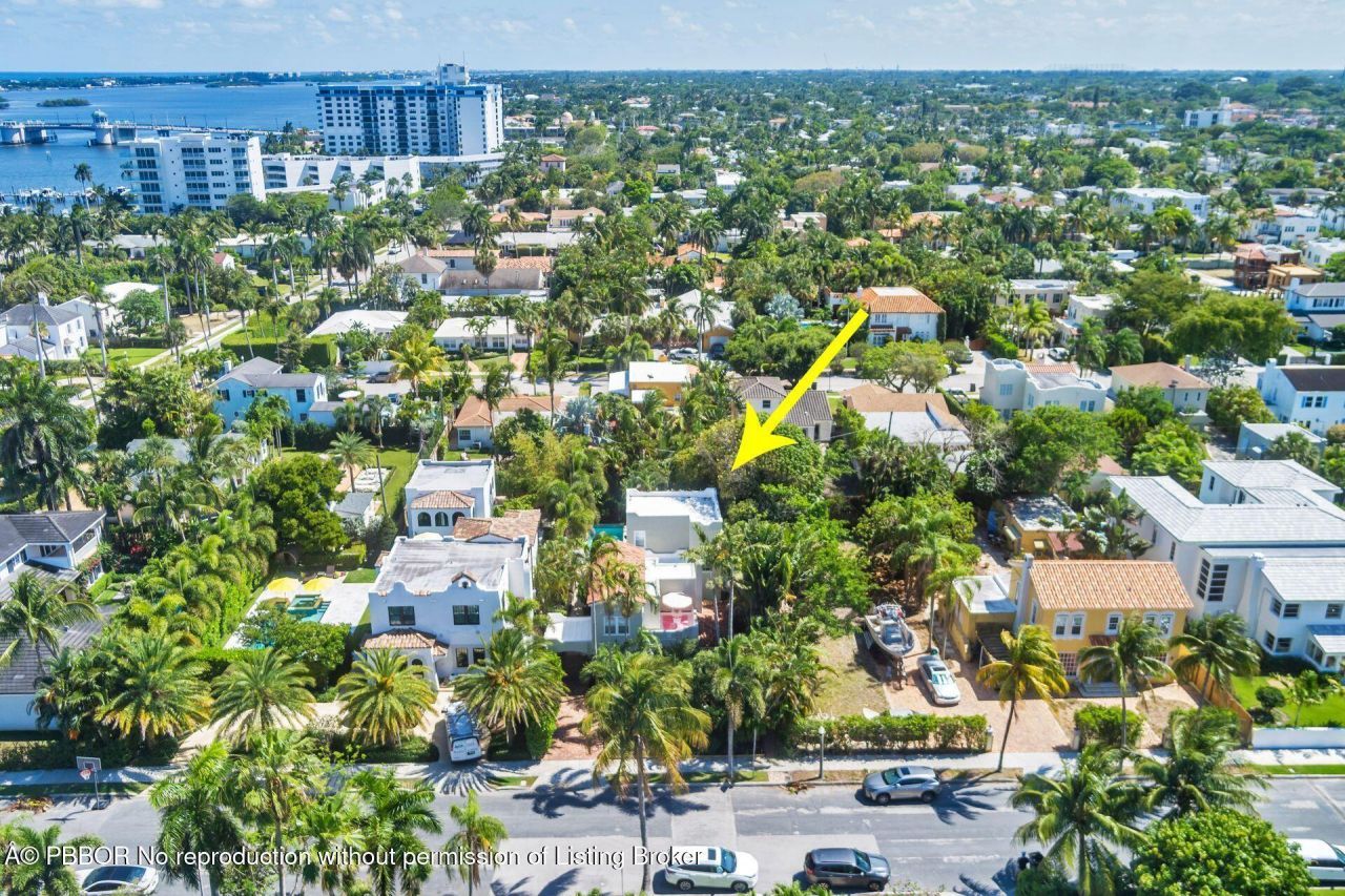 138 Greymon Drive, West Palm Beach, FL 33405 Photo