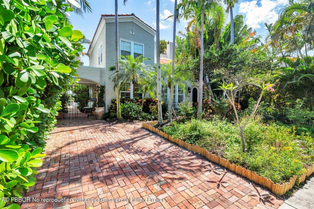 138 Greymon Drive, West Palm Beach, FL 33405 Photo