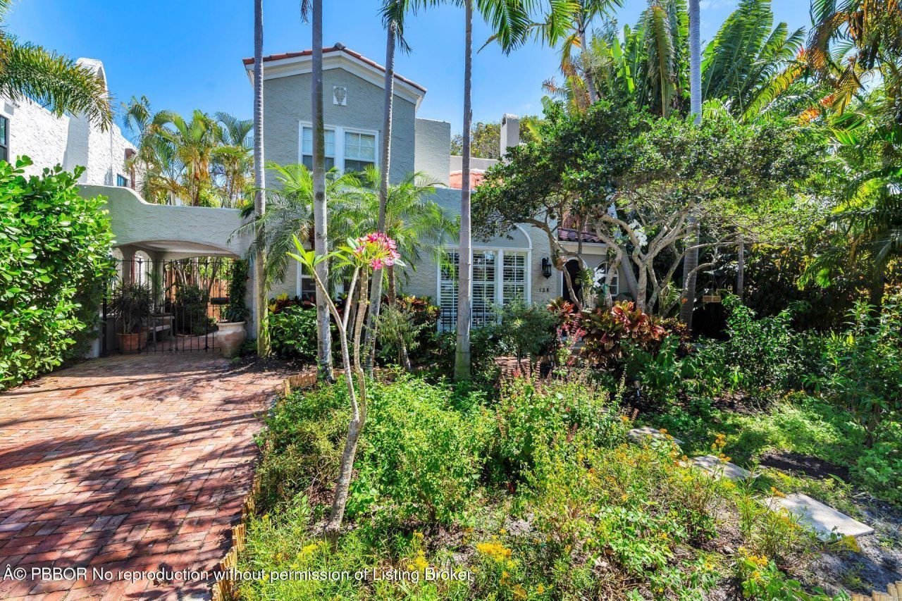 138 Greymon Drive, West Palm Beach, FL 33405 Photo