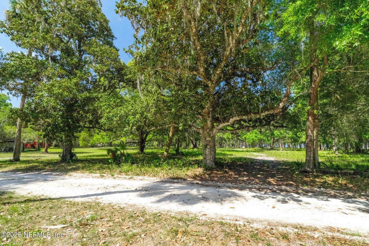 762 National Forest Road 75g Road, Palatka, FL 32177 Photo