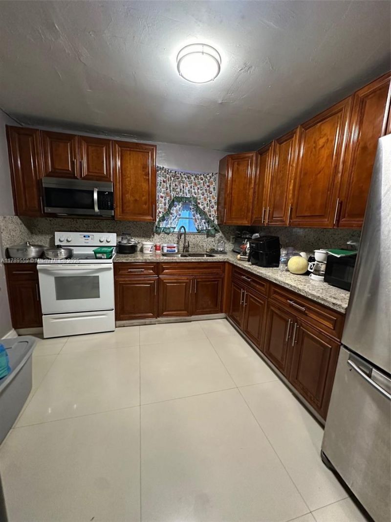 100 Virginia Rd, West Park, FL 33023 Photo